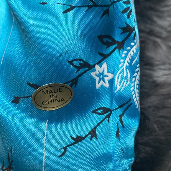 Vintage 1986 Asian Doll All Original
Very Rare Goodwell Blue Outfit
Cloth Body - Picture 6 of 16